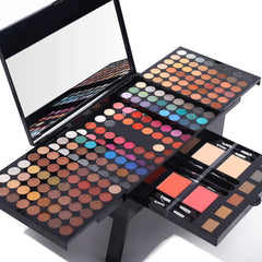 UCANBE palette-yeux-190 couleurs: large choix pour des looks variés et professionnels.