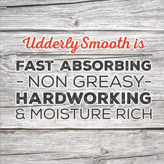 UDDERLY SMOOTH crema corporal, textura suave, hidratación prolongada para manos y cuerpo.