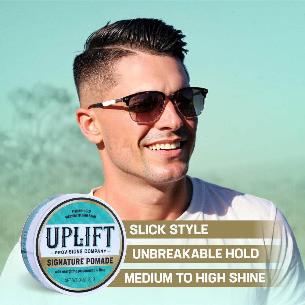 Aplicación con dedos de la Pomada Uplift Signature para definición