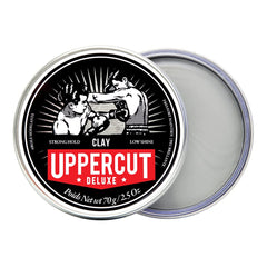 Uppercut Deluxe Clay textura mate para un acabado natural.