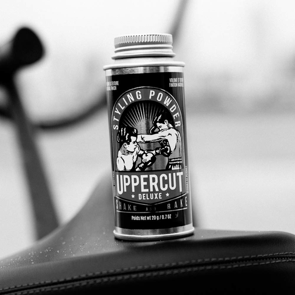 UPPERCUT DELUXE Polvo de peinado: aplicación fácil con agitación y peinado con dedos.
