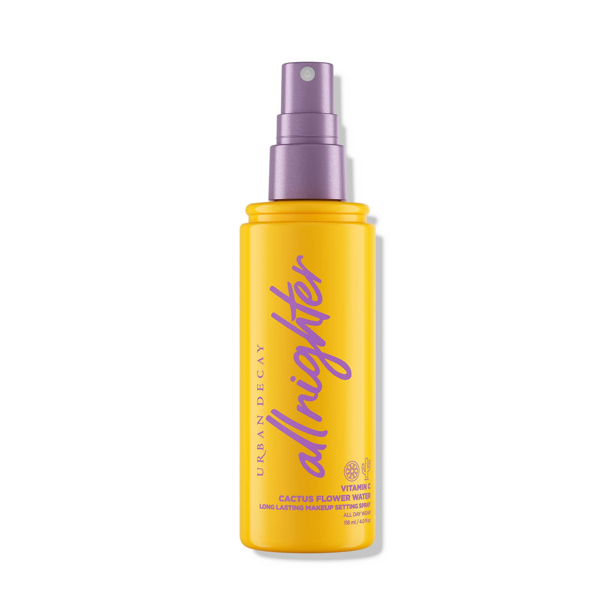 Urban Decay All Nighter : bouteille hydratante à la vitamine C pour un teint frais.