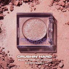 URBAN DECAY Moondust tono vaquero espacial ofrece destellos dorados y plateados