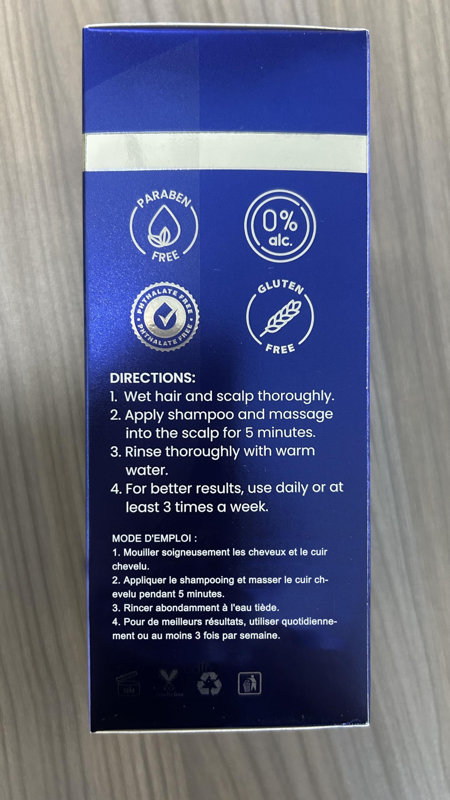 Uttse Biotion Shampoo textura cremosa facilita masaje.