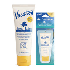 VACATION Classic loción solar SPF 30 en envase, protección diaria para pieles de todos los tonos.