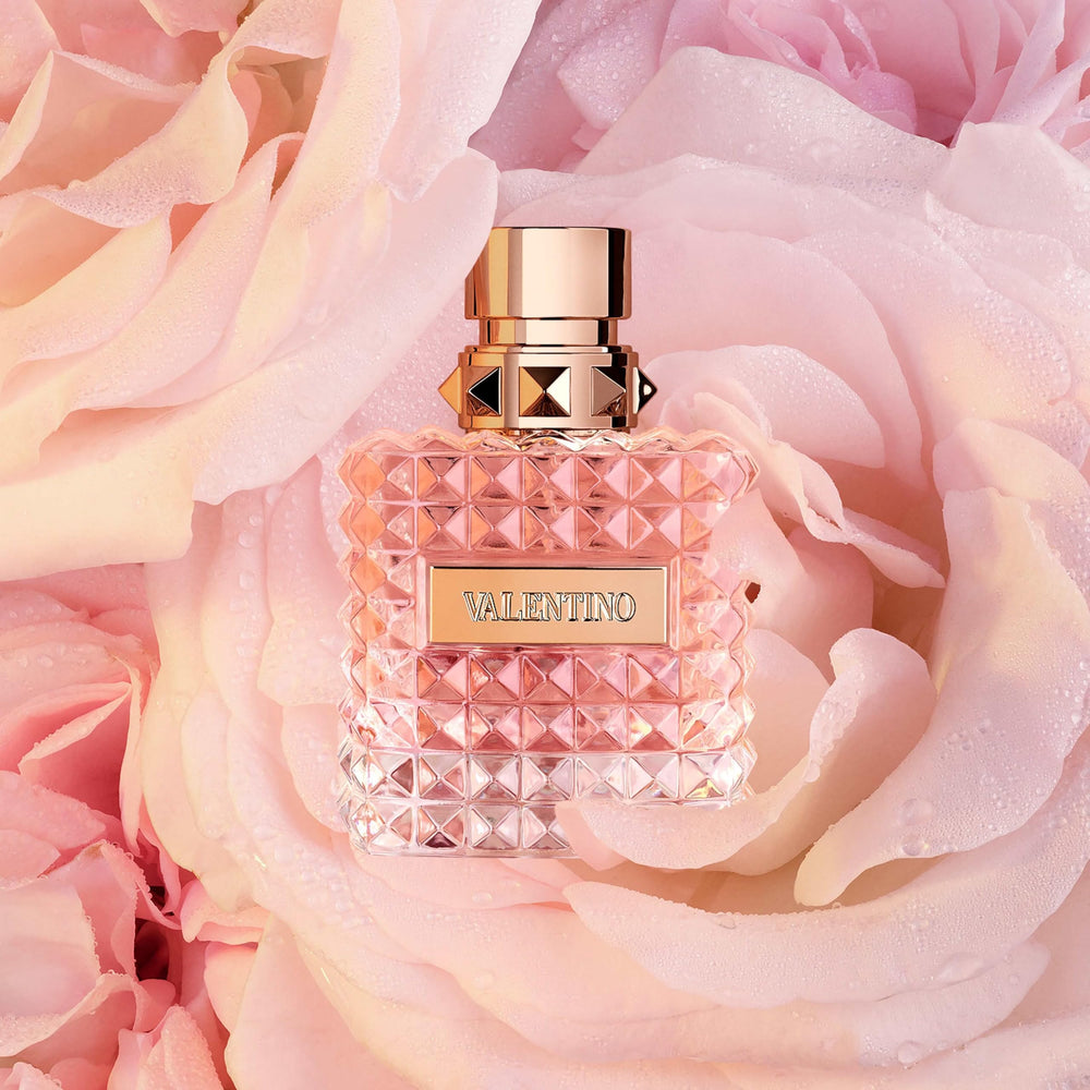 Valentino Donna, spray para aplicación suave, ideal para uso diario.