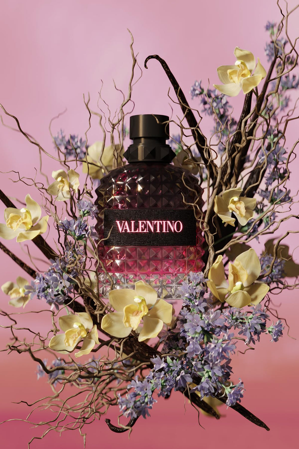 Valentino Uomo Born in Roma Intense, embalaje elegante para regalo refinado.