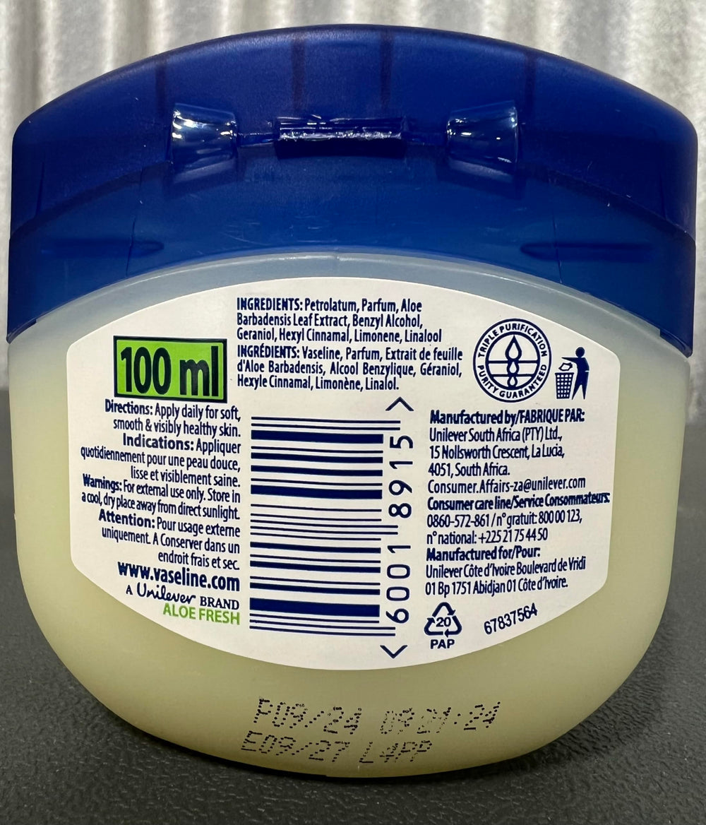 Vaseline Aloe Fresh, textura cremosa, uso diario para piel extra seca.