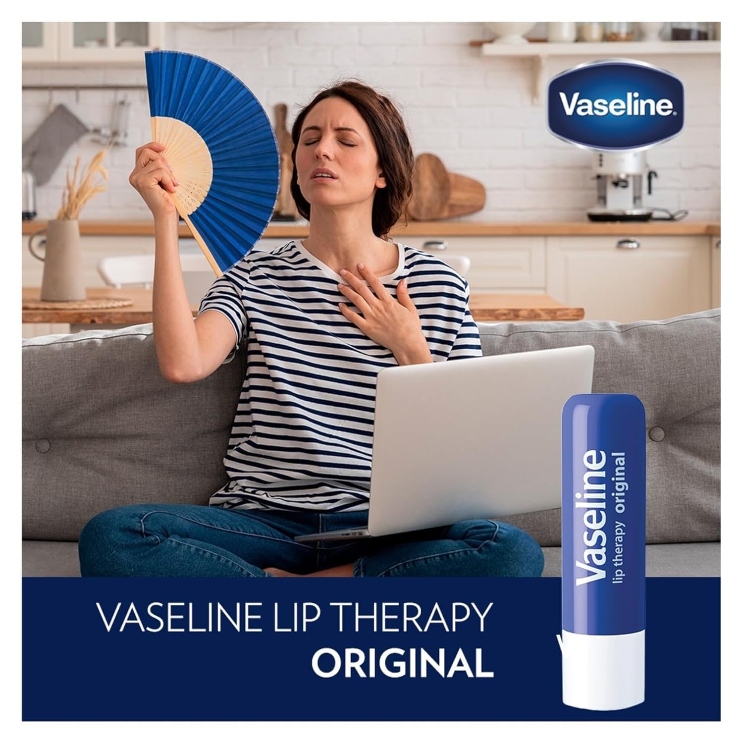 Vaseline Bálsamo Labial Original, textura cremosa y fácil de aplicar.