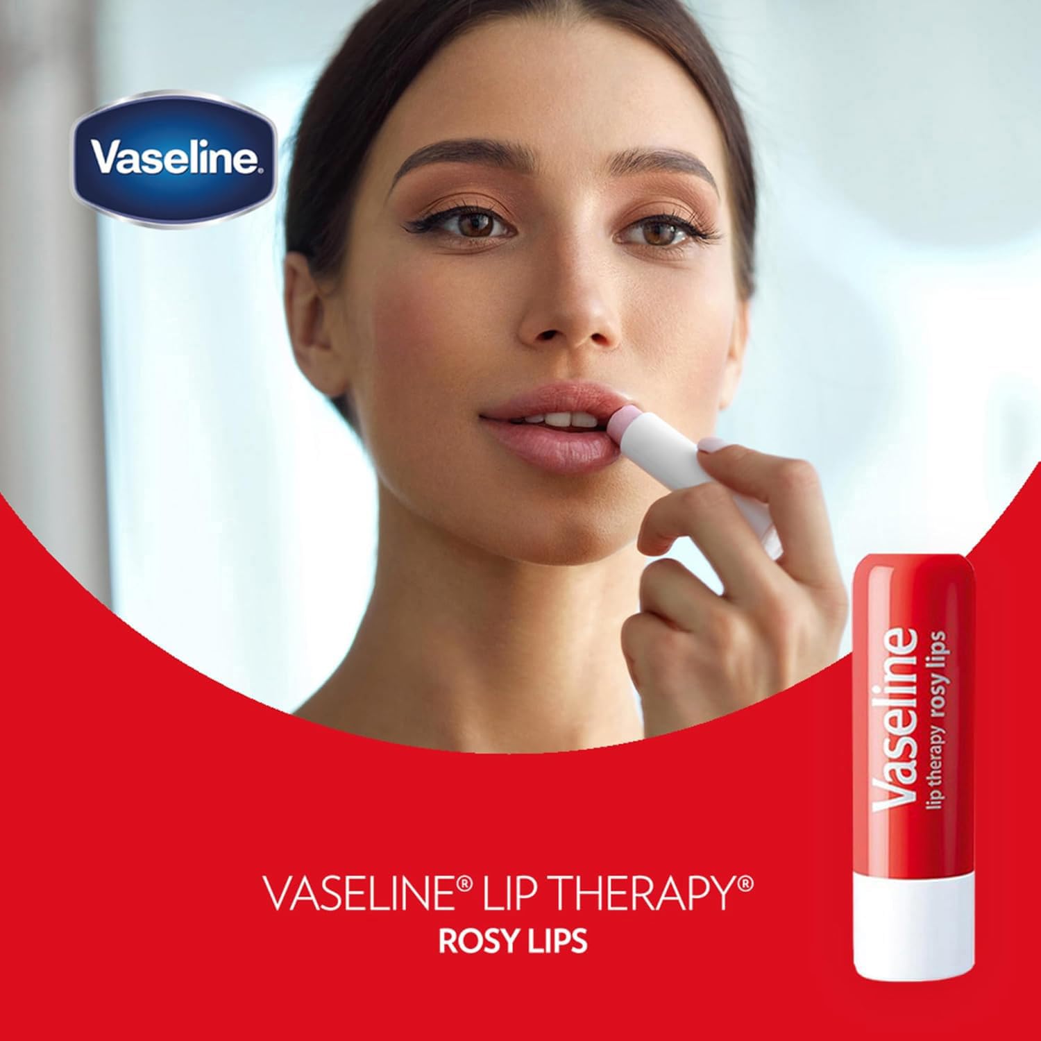 Textura suave de jalea Vaseline que suaviza labios secos.