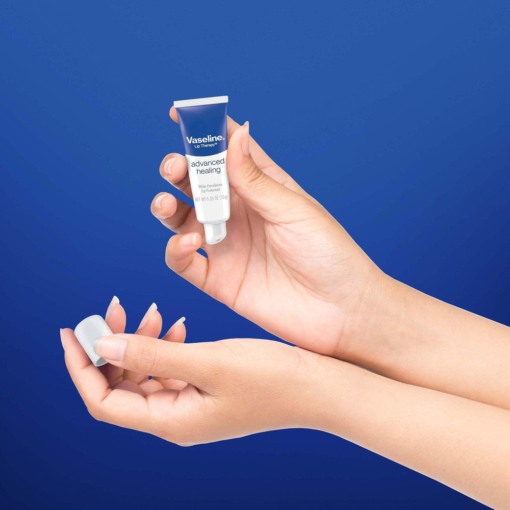 Vaseline Terapia Labial Avanzada ofrece diseño compacto para llevar