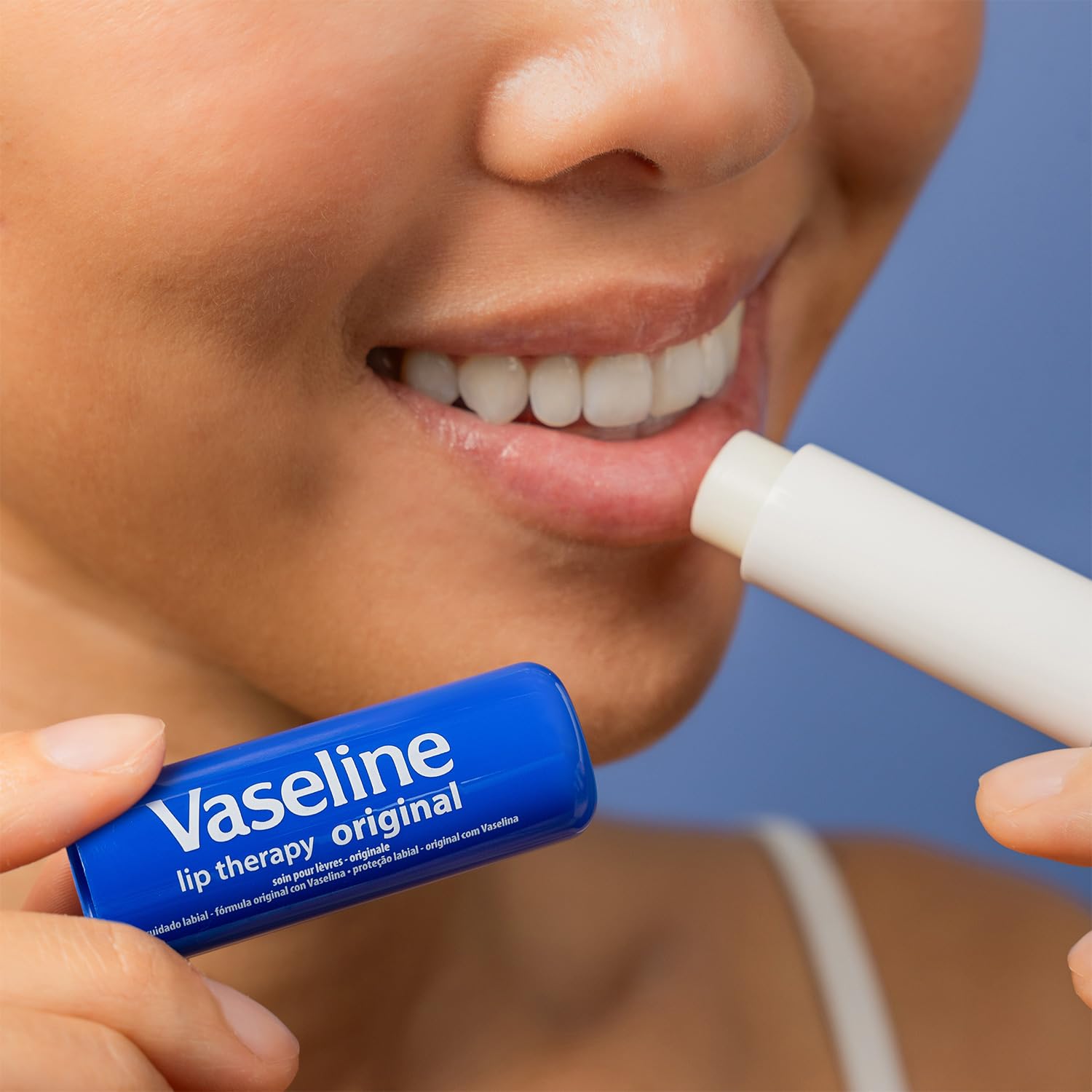 Vaseline Terapia Labial Original, empaque práctico para bolso o maletín