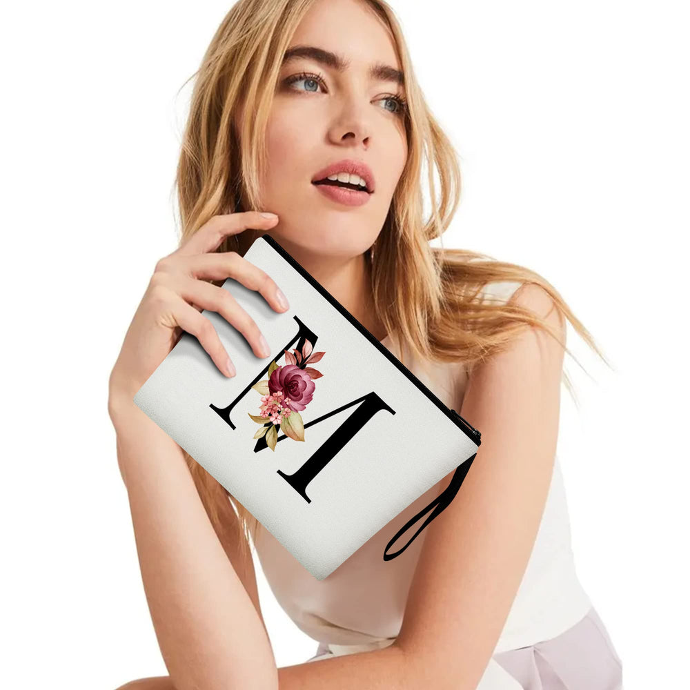 Uso diario: bolso ligero y plegable para cosméticos y objetos pequeños.