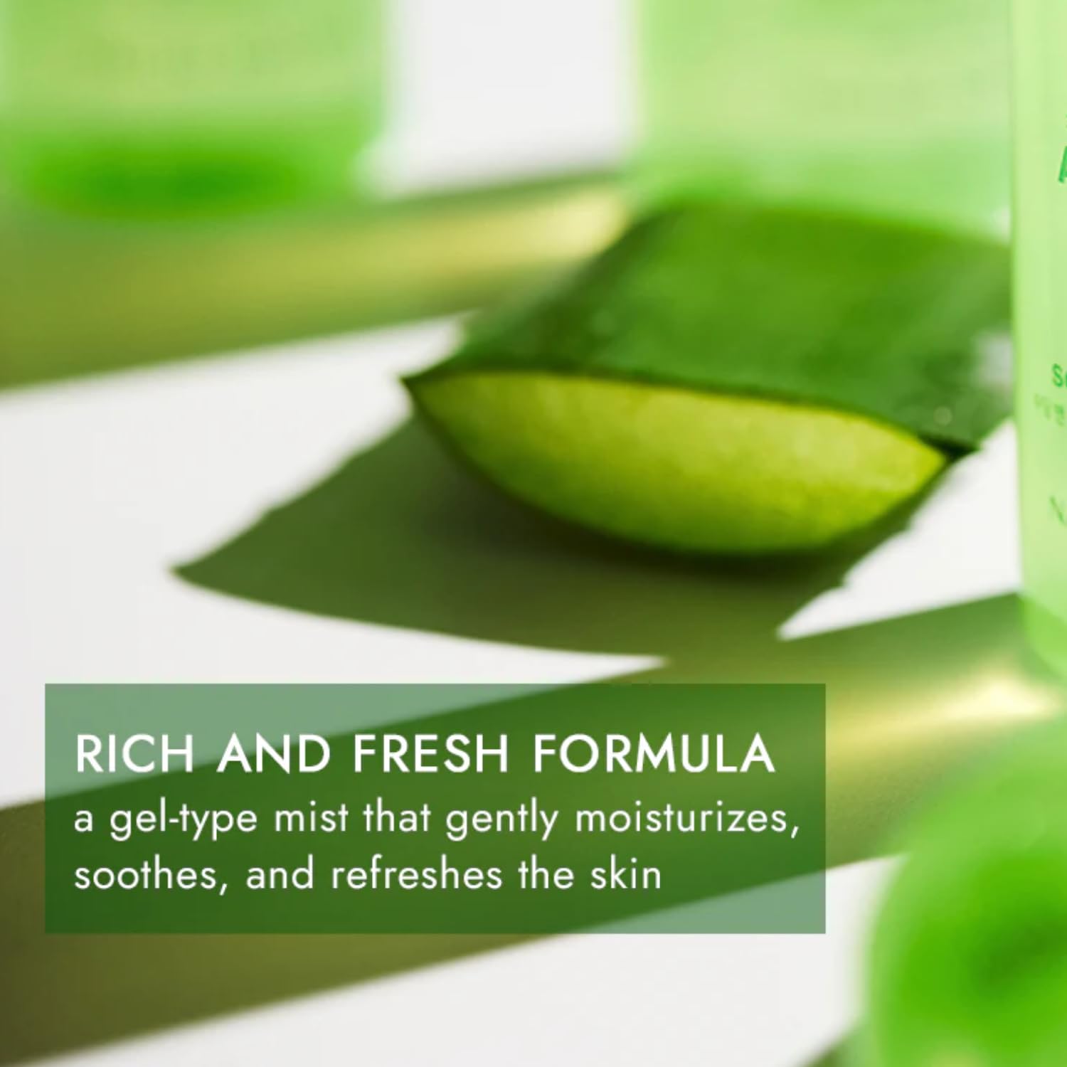 VENAMINE Aloe Vera Mist aplicación con dispensador para rociado suave.