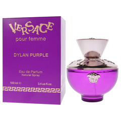 Versace Dylan Purple, ambientación tocador, evoca un aroma sofisticado para tu ritual diario.