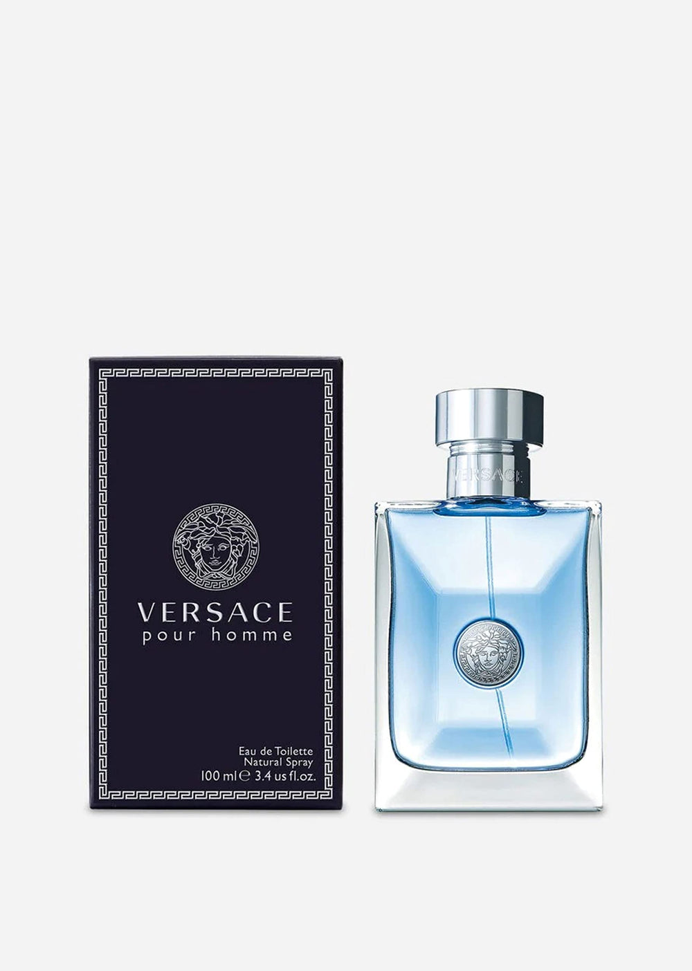 Versace Pour Homme, escena de uso diario; perfume versátil para el día a día.