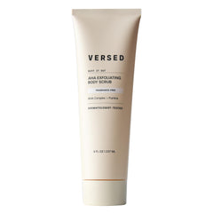 Versed Buff It Out exfoliante corporal cremoso mejora suavidad y brillo natural.