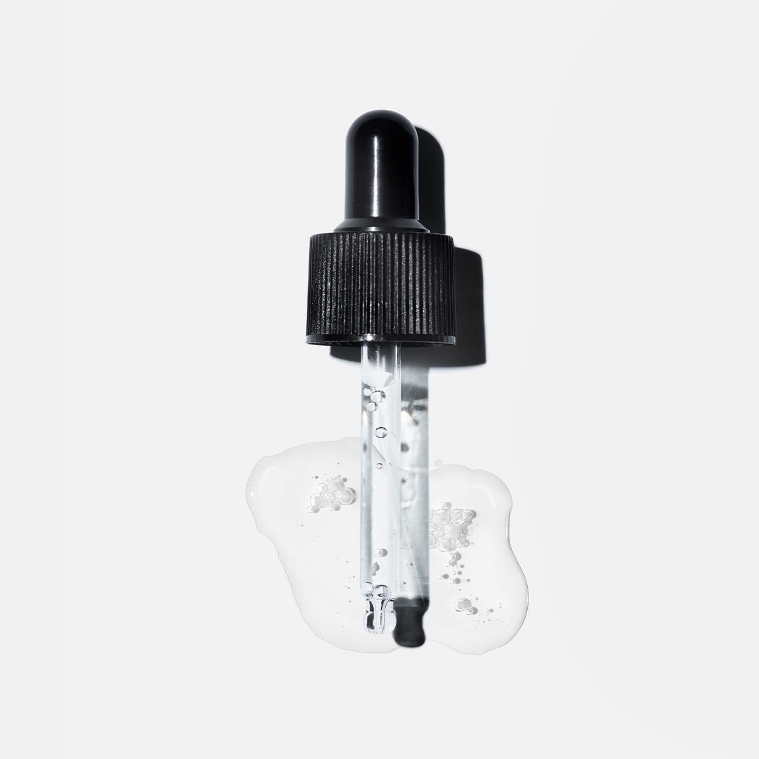 Versed Just Breathe: niacinamida y zinc trabajan para descongestionar poros