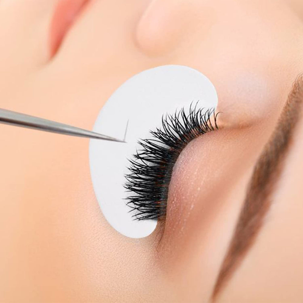 Uso profesional y personal con parches hidrogel VEYES INC para rutina ocular.