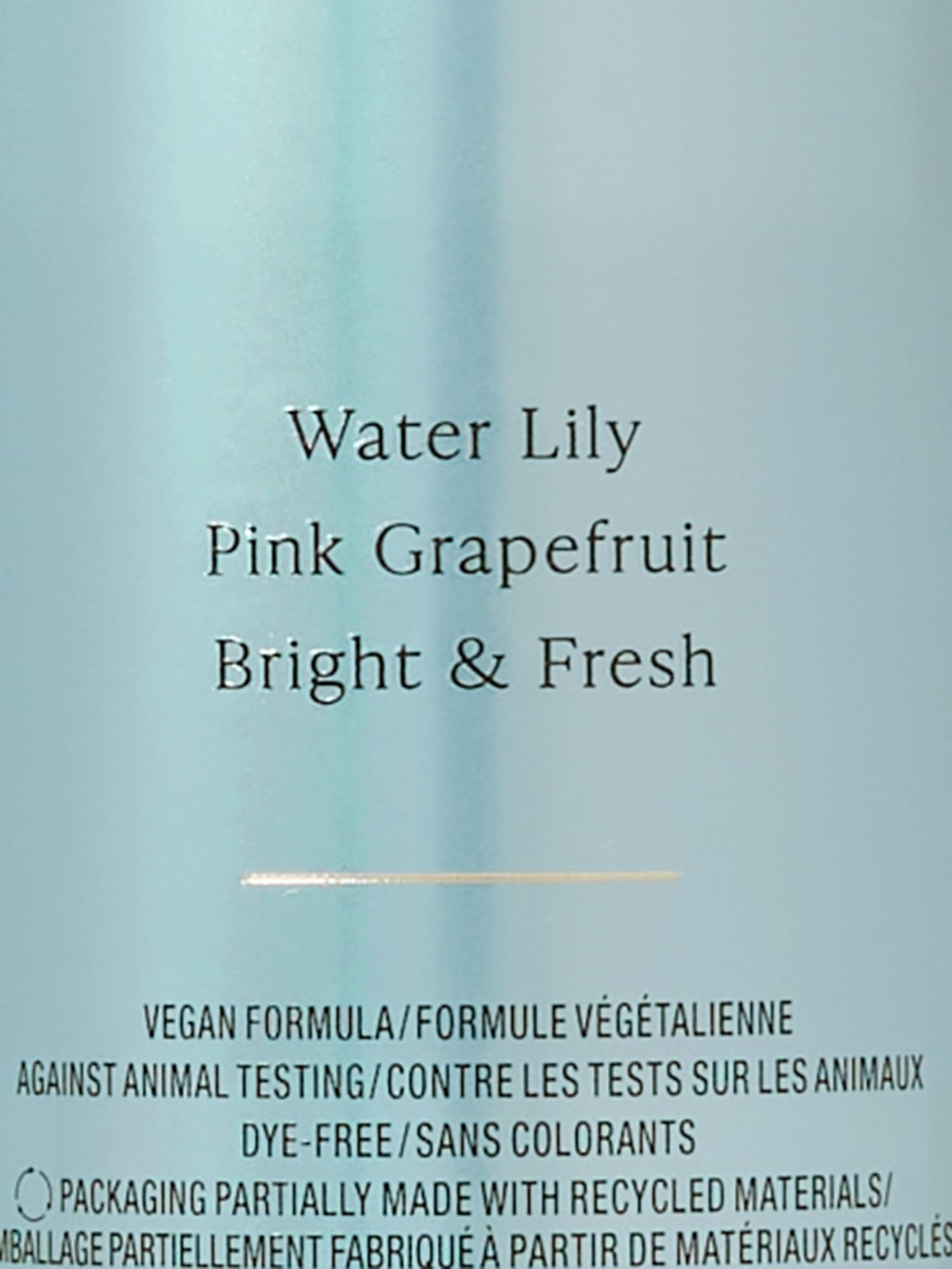 Notas frescas de Aqua Kiss con margaritas para un aroma limpio