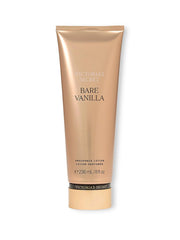 Victoria's Secret Bare Vanilla Loción, frasco elegante y hidratación de 24 horas.
