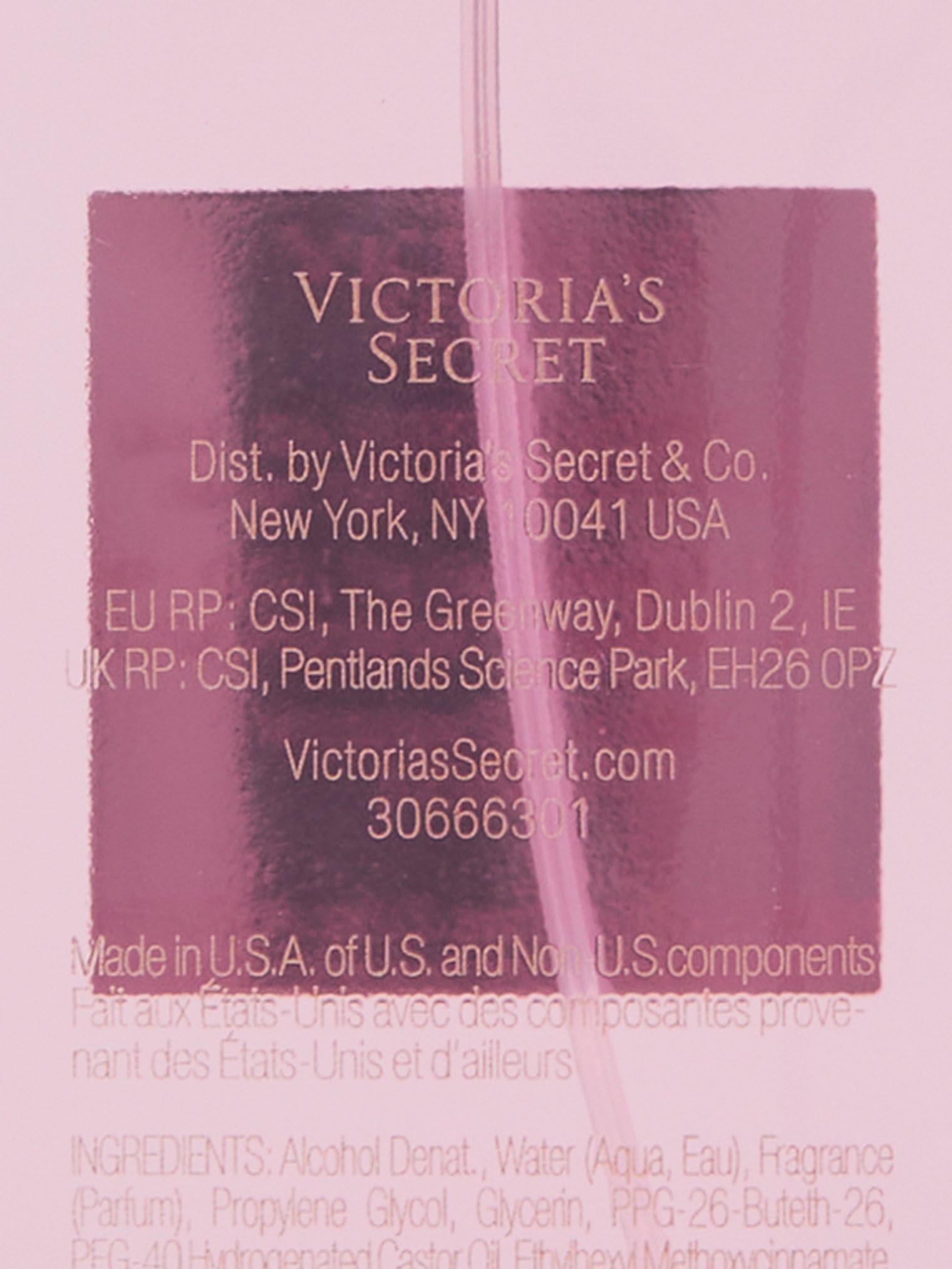 Victoria's Secret Bombshell fragancia con notas frutales para un aroma fresco.