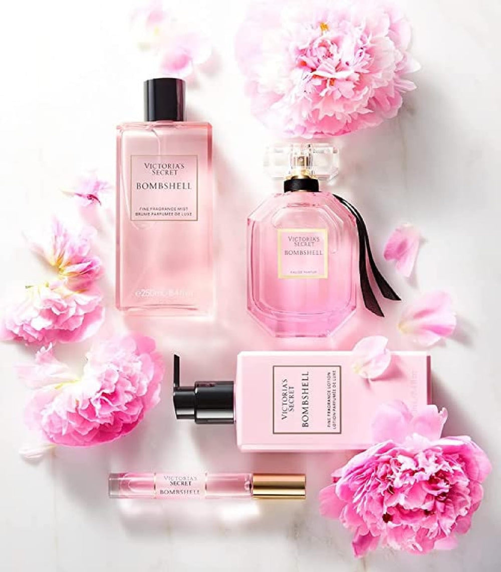 Notas florales Bombshell, perfume en botella, perfecto para ocasiones especiales.