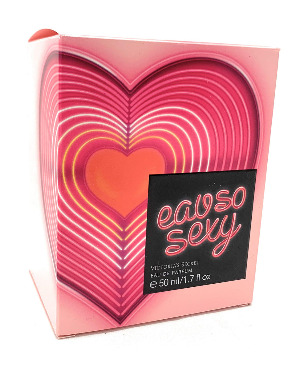 Victoria's Secret Eau so Sexy: tapa brillante que acentúa el diseño