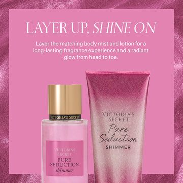 Aplicación de Victoria's Secret Pura Seduction en la palma para aroma ligero.