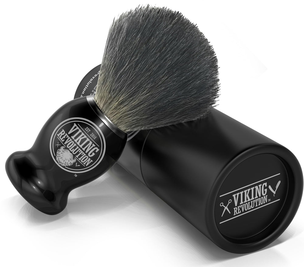 Brocha Viking Revolution con pelo denso crea crema espesa y rica