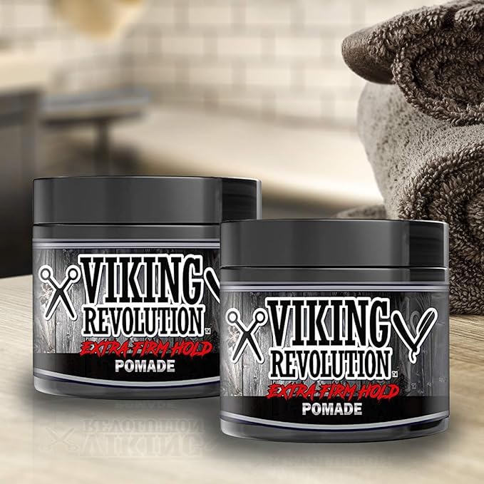 Pomada Viking Revolution, acabado brillante y ligero para un look pulido.
