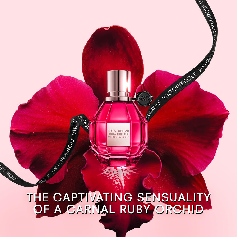 Notas de orquídea y vainilla roja en Flowerbomb Ruby Orchid, aroma intenso y femenino.