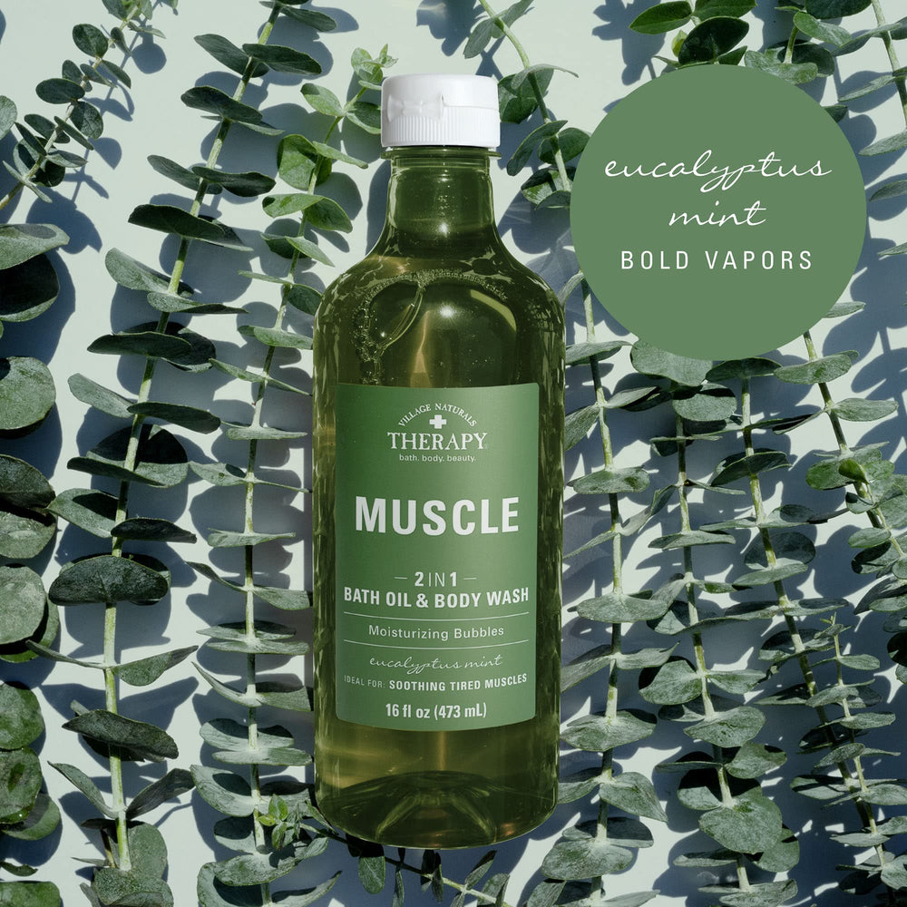 Village Naturals Therapy Muscle Foaming Bath Oil empaque práctico para uso diario.