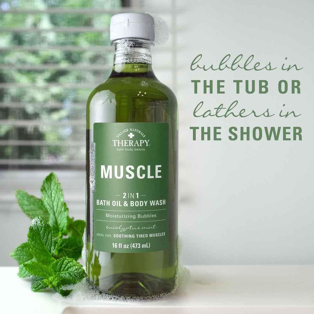 Village Naturals Therapy Muscle Foaming Bath Oil contiene eucalipto y menta para aroma vigorizante.