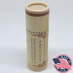 Bálsamo labial Vintage Tradition con sebo de res y aceite de oliva virgen para nutrición natural.