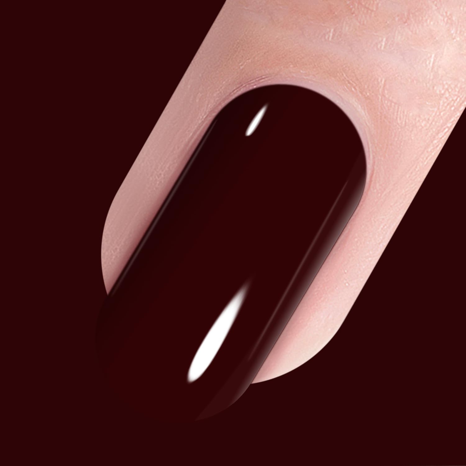 Acabado brillante y resistente al color Vishine en uñas