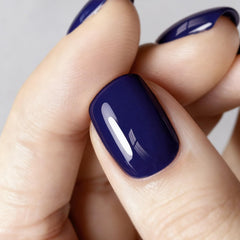 Vishine Gelpolish, detalle de destellos para un look glamoroso.