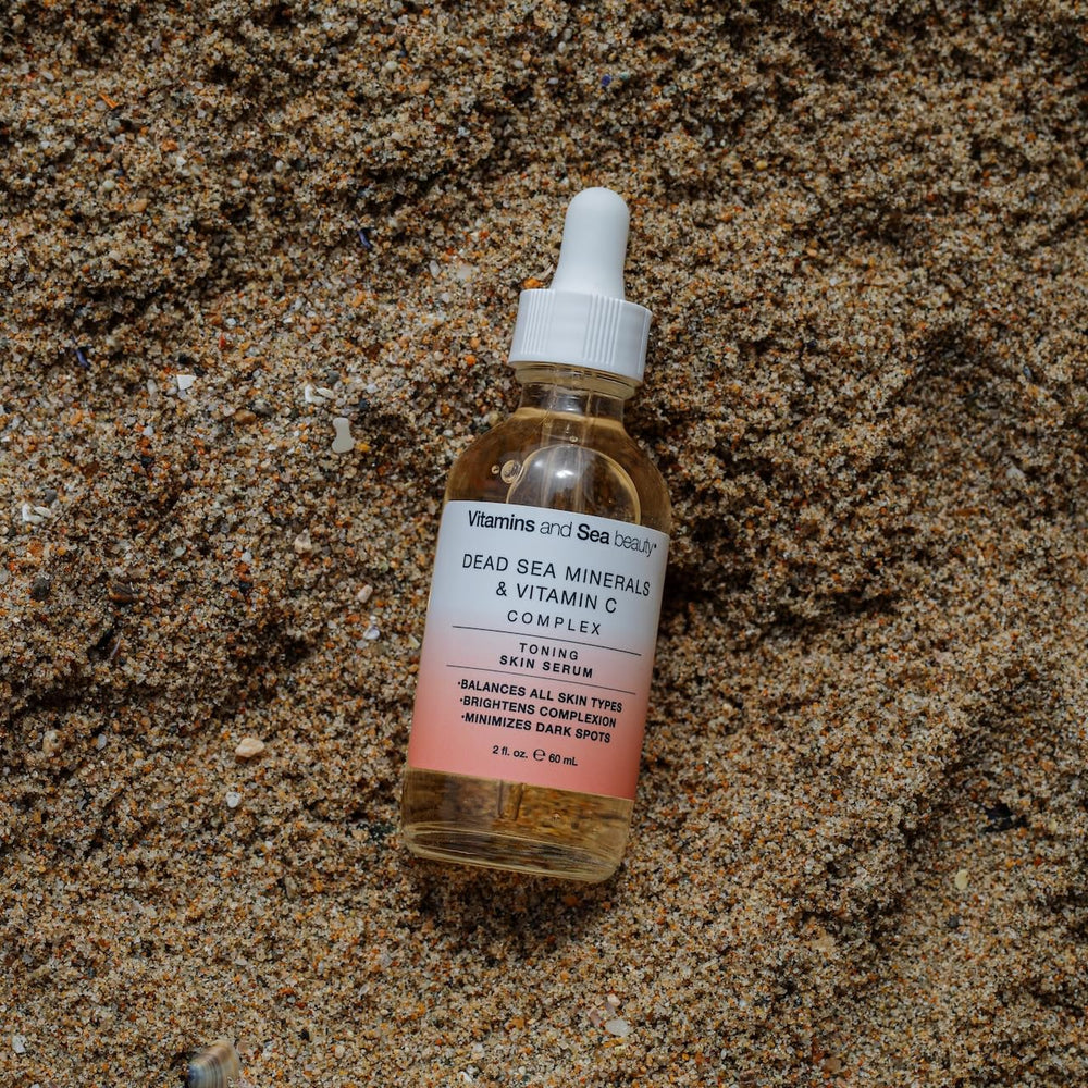 VITAMINS AND SEA BEAUTY, textura ligera, rápida absorción para uso diario.