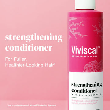 Condicionador Viviscal, textura cremosa para hidratación suave del cabello.