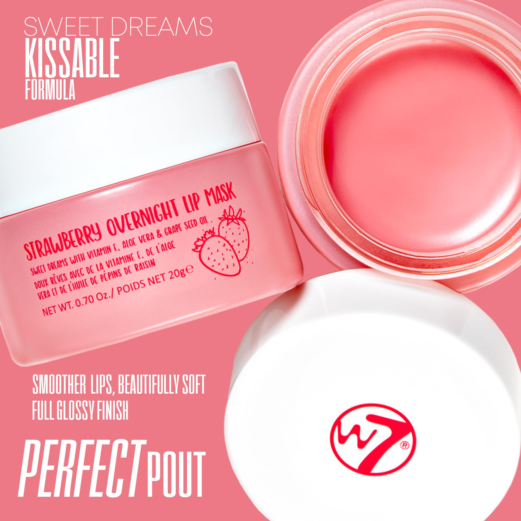 Aplicación nocturna con la mascarilla labial W7 Dulces Sueños para labios condicionados.