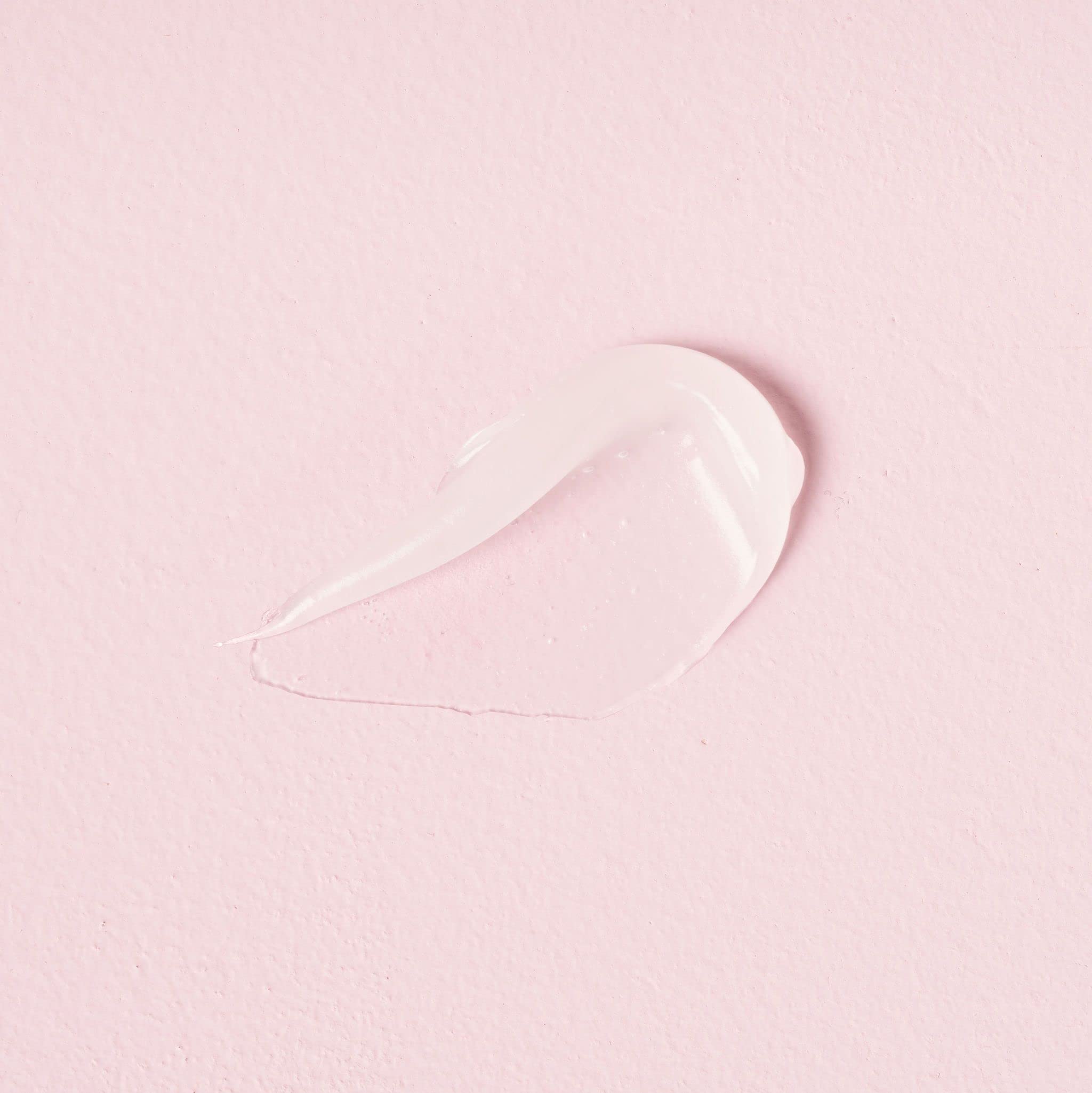 Efecto mate suave de W7 Prime Magic Primer para piel lisa.
