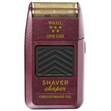 Wahl Professional 5 Star Series ofrece un afeitado ultra cercano para piel sensible.