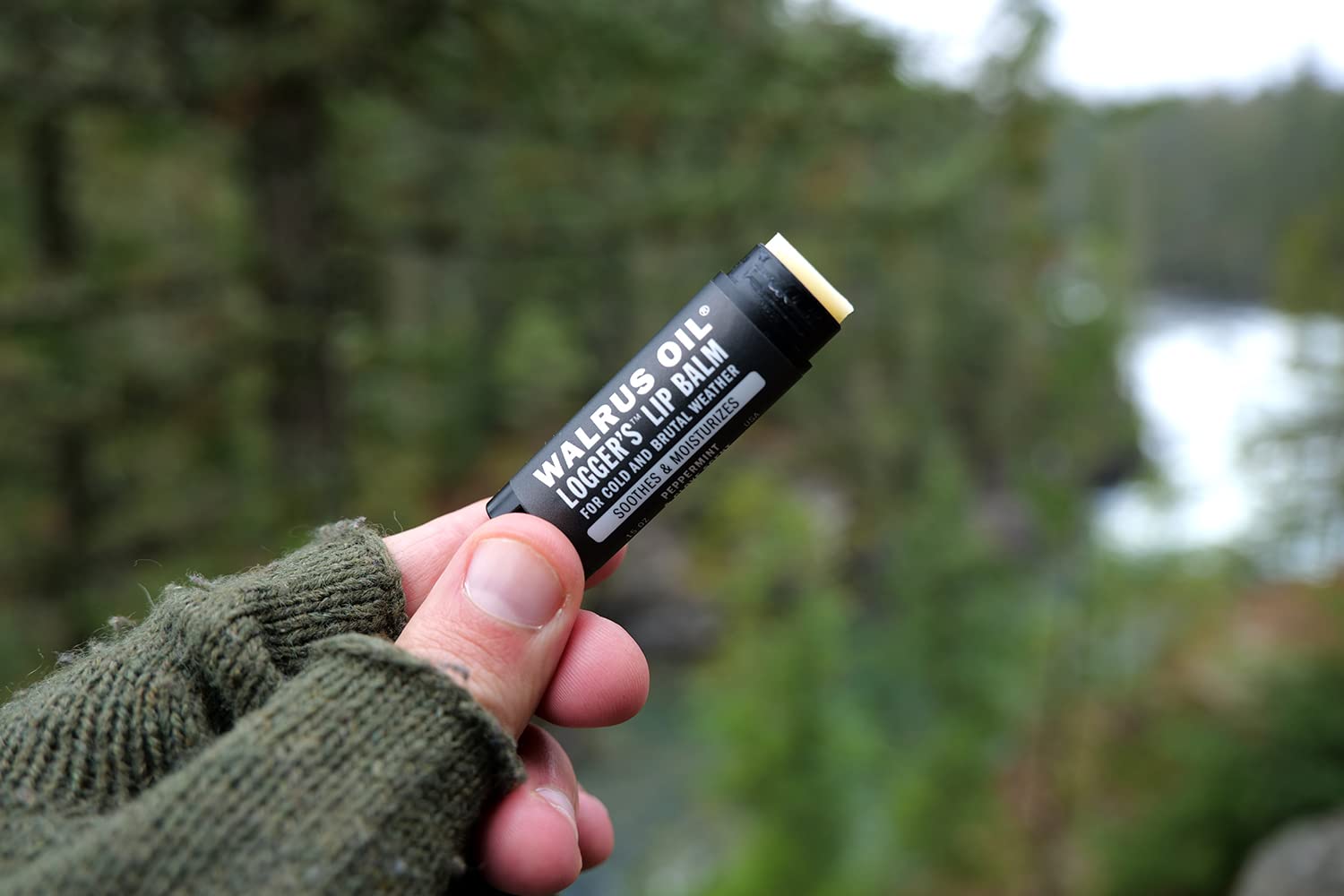 Uso diario para labios suaves sin sensación grasa.