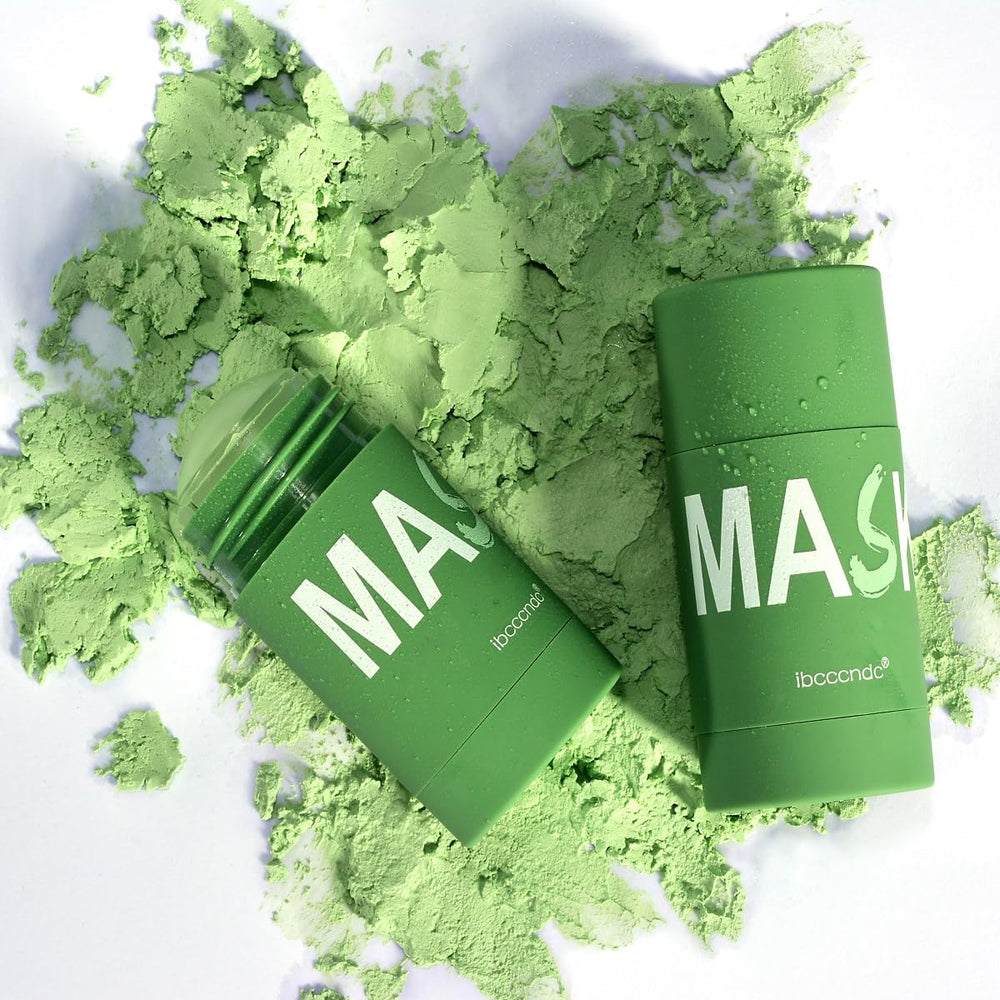 Primer plano WenFeng con té verde, purifica poros y mejora condición de la piel.