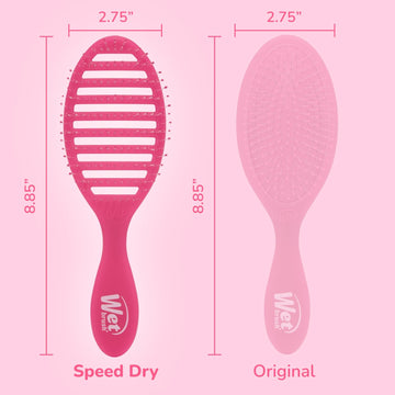Cepillo Wet Brush para todo tipo de cabello durante el peinado.