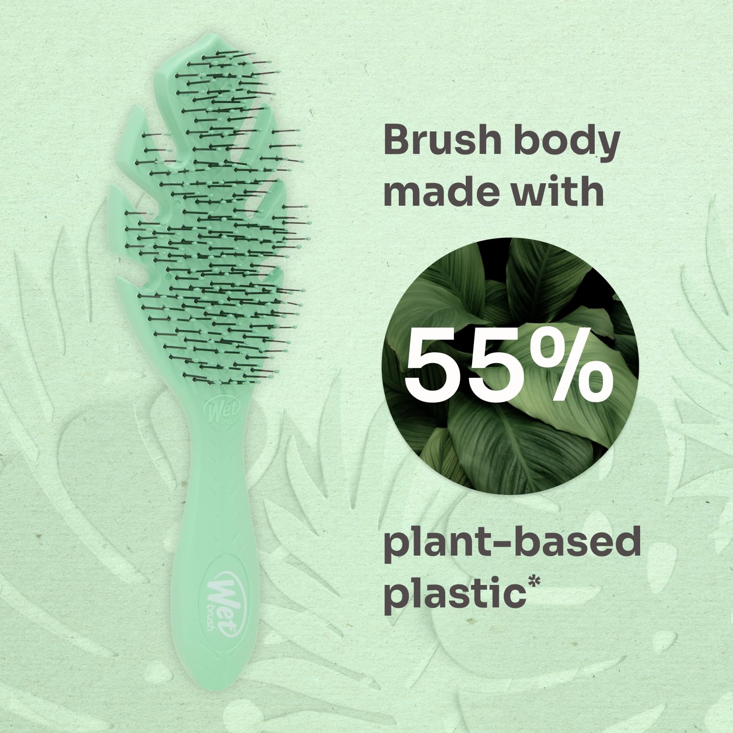 Diseño ergonómico de Wet Brush Go Green Detangler para mayor comodidad
