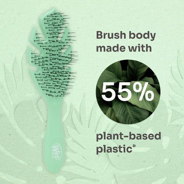 Diseño ergonómico de Wet Brush Go Green Detangler para mayor comodidad