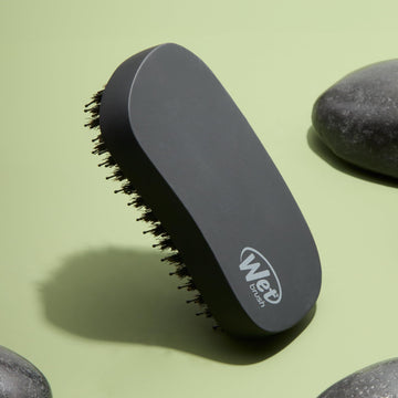 Wet Brush Shine Enhancer para barba, desenreda sin tirones y suaviza el vello
