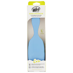 Cerdas naturales de Wet Brush Shine Enhancer en primer plano para brillo y suavidad