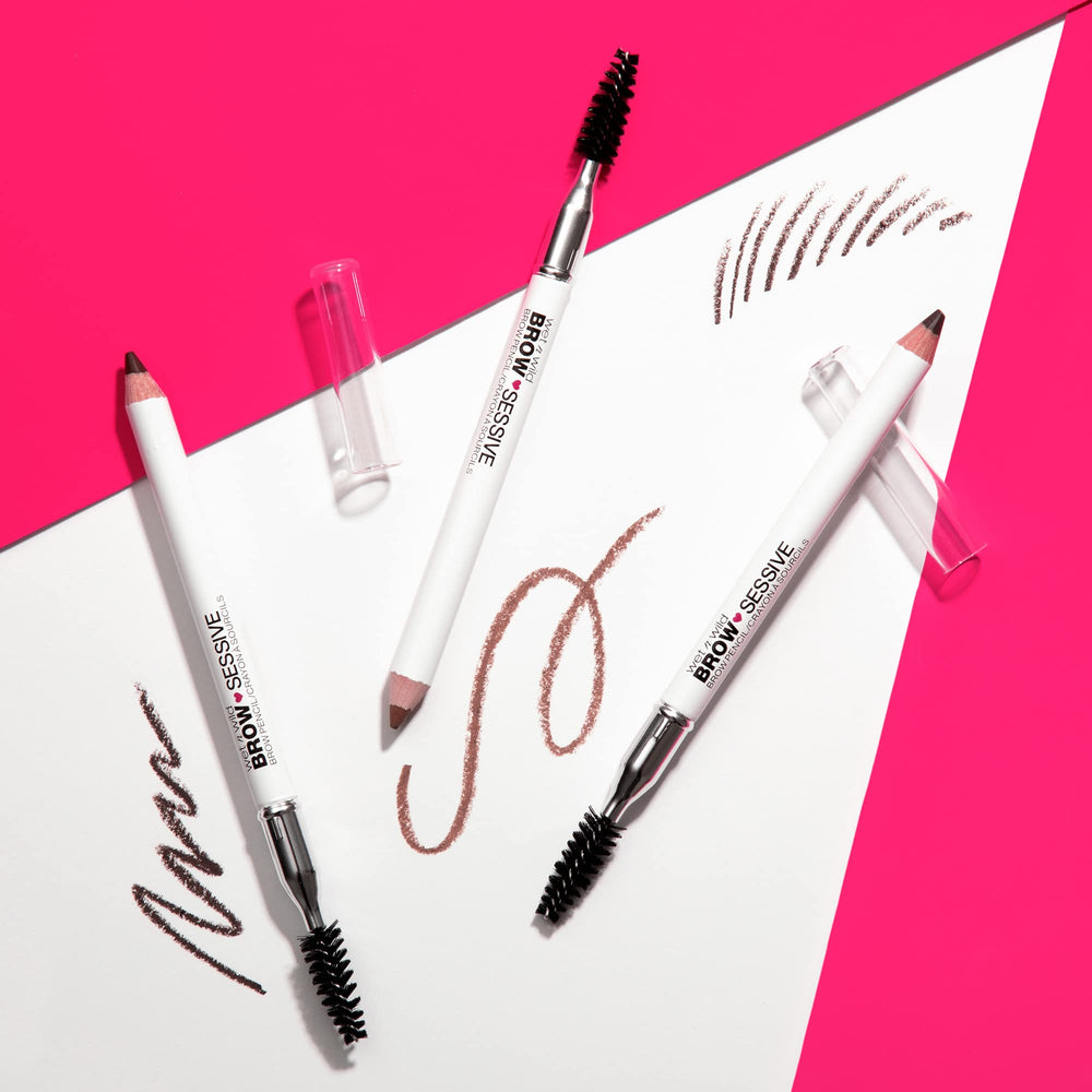 Brow-Sessive aplicacion suave: deslizamiento fácil para mayor control.